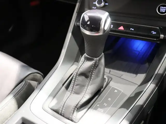 アウディ Ｑ３ SB 35TFSI Sライン 静岡県 2023(令5)年 2.3万km 黒 純正ナビ/Bluetooth/アラウンドビューモニター/電動シート/レザーシート/シートヒーター/アダプティブクルーズコントロール/オートライト/オートエアコン/パワーバックドア/パドルシフト/バーチャルコックピット/アイドリングストップ/スマートキー/パーキングアシスト/インテリアライト/前後ドラレコ/プッシュスタート/純正アルミホイール/横滑り防止装置/純正フロアマット