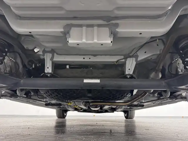 トヨタ ルーミー カスタムG 三重県 2023(令5)年 1.9万km パールホワイトⅢ 後期モデル/ガソリン/FF/インパネCVT/ケンウッド 9インチ『彩速ナビ』 MDV-M909HDL/（FM/AM/CD/DVD/iPod/USB/SD/内蔵メモリ/TV/RCA/Bluetooth/HDMI/ワイヤレスミラーリング）/バックカメラ/両側パワースライドドア/ドライブレコーダー 前後/ビルトイン ETC/衝突回避支援システム（スマートアシスト3）/●衝突警報機能（対車両・対歩行者）/●衝突回避支援ブレーキ機能（対車両・対歩行者）/●誤発進抑制制御機能（前方・後方）/●車線逸脱警報機能/●オートハイビーム/●先行車発進お知らせ機能/・コーナーセンサー（フロントx4/リヤx4、接近お知らせ表示付）/装備/【OP】コンフォートパッケージ/●運転席・助手席シートヒーター/●シートバックテーブル［買い物フック・ドリンクホルダー2個付］（運転席・助手席）/・オートエアコン/・オートライト/・LEDヘッドランプ/・フロントフォグランプ/・ステアリングスイッチ/・プッシュスタート/・スマートキーx1/・純正14inAW/など