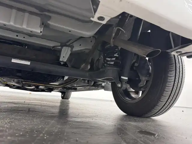 トヨタ ルーミー カスタムG 三重県 2023(令5)年 1.9万km パールホワイトⅢ 後期モデル/ガソリン/FF/インパネCVT/ケンウッド 9インチ『彩速ナビ』 MDV-M909HDL/（FM/AM/CD/DVD/iPod/USB/SD/内蔵メモリ/TV/RCA/Bluetooth/HDMI/ワイヤレスミラーリング）/バックカメラ/両側パワースライドドア/ドライブレコーダー 前後/ビルトイン ETC/衝突回避支援システム（スマートアシスト3）/●衝突警報機能（対車両・対歩行者）/●衝突回避支援ブレーキ機能（対車両・対歩行者）/●誤発進抑制制御機能（前方・後方）/●車線逸脱警報機能/●オートハイビーム/●先行車発進お知らせ機能/・コーナーセンサー（フロントx4/リヤx4、接近お知らせ表示付）/装備/【OP】コンフォートパッケージ/●運転席・助手席シートヒーター/●シートバックテーブル［買い物フック・ドリンクホルダー2個付］（運転席・助手席）/・オートエアコン/・オートライト/・LEDヘッドランプ/・フロントフォグランプ/・ステアリングスイッチ/・プッシュスタート/・スマートキーx1/・純正14inAW/など