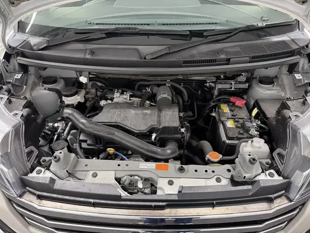 トヨタ ルーミー カスタムG 三重県 2023(令5)年 1.9万km パールホワイトⅢ 後期モデル/ガソリン/FF/インパネCVT/ケンウッド 9インチ『彩速ナビ』 MDV-M909HDL/（FM/AM/CD/DVD/iPod/USB/SD/内蔵メモリ/TV/RCA/Bluetooth/HDMI/ワイヤレスミラーリング）/バックカメラ/両側パワースライドドア/ドライブレコーダー 前後/ビルトイン ETC/衝突回避支援システム（スマートアシスト3）/●衝突警報機能（対車両・対歩行者）/●衝突回避支援ブレーキ機能（対車両・対歩行者）/●誤発進抑制制御機能（前方・後方）/●車線逸脱警報機能/●オートハイビーム/●先行車発進お知らせ機能/・コーナーセンサー（フロントx4/リヤx4、接近お知らせ表示付）/装備/【OP】コンフォートパッケージ/●運転席・助手席シートヒーター/●シートバックテーブル［買い物フック・ドリンクホルダー2個付］（運転席・助手席）/・オートエアコン/・オートライト/・LEDヘッドランプ/・フロントフォグランプ/・ステアリングスイッチ/・プッシュスタート/・スマートキーx1/・純正14inAW/など