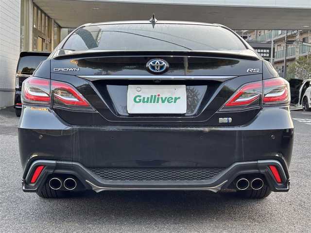トヨタ クラウン ハイブリッド RS アドバンス 長崎県 2019(令1)年 5.7万km プレシャスブラックパール ワンオーナー/メーカーナビ（フルセグ、CD、DVD、AM、FM、BT）/プッシュスタート/電格ウィンカーミラー/BSM/レーダークルーズコントロール/ステアリングリモコン/パドルシフト/オートライト/オートハイビーム/パーキングアシスト/バックカメラ/サイドカメラ/フロントカメラ/全周囲カメラ/電動サイドブレーキ/オートホールド/前後ドラレコ/ハーフレザーシート/DN席パワーシート/D席シートメモリー/DN席シートヒーター/ステアリングヒーター/電動チルトステアリング/革巻きステアリング/純正フロアマット/衝突軽減システム/純正AW/ドアバイザー/スペアキー/保証書/取説