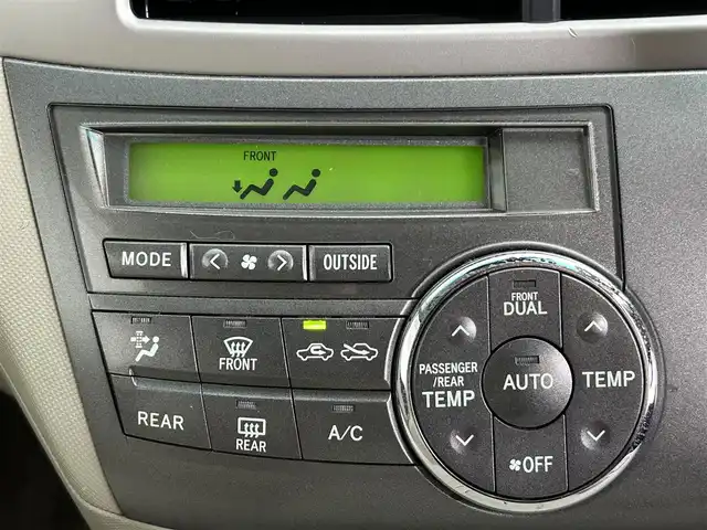 トヨタ エスティマ ハイブリッド X 道央・札幌 2012(平24)年 5.5万km シルバーM ・４WD/・寒冷地仕様/・純正HDDナビ/　CD/DVD/SD/HDD/フルセグTV/・バックカメラ/・ビルトインETC/・１００V充電/・アイドリングストップ/・クルーズコントロール/・両側パワースライドドア/・WAC/・オートライト/・キセノンヘッドライト/・フォグランプ/・プッシュスタート/・スマートキー/・スペアキー