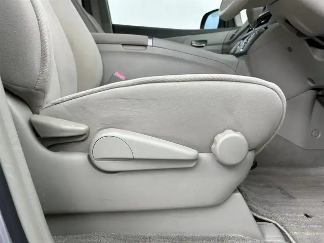 トヨタ エスティマ ハイブリッド X 道央・札幌 2012(平24)年 5.5万km シルバーM ・４WD/・寒冷地仕様/・純正HDDナビ/　CD/DVD/SD/HDD/フルセグTV/・バックカメラ/・ビルトインETC/・１００V充電/・アイドリングストップ/・クルーズコントロール/・両側パワースライドドア/・WAC/・オートライト/・キセノンヘッドライト/・フォグランプ/・プッシュスタート/・スマートキー/・スペアキー