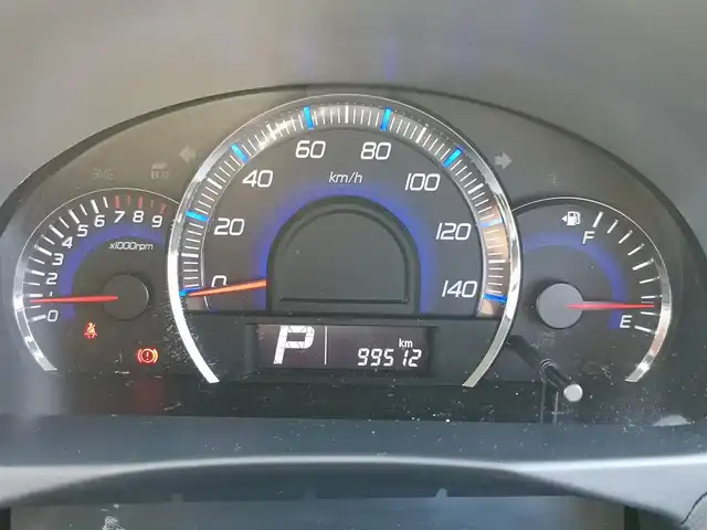 スズキ ワゴンＲ スティングレー リミテッド 茨城県 2011(平23)年 10万km パールホワイト 社外ナビ/【DISC・M.S.V・ラジオ・TV・iPod・VTR・BT・AUX・EXT】/オートライト/Fフォグ/キセノンライト/オートエアコン/プッシュスタート/スマートキー/純正フロアマット/純正アルミホイール/電格ミラー/ウインカーミラー