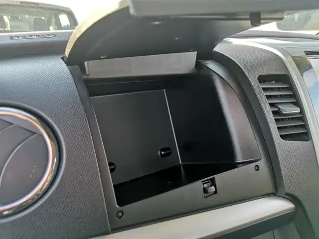 スズキ ワゴンＲ スティングレー リミテッド 茨城県 2011(平23)年 10万km パールホワイト 社外ナビ/【DISC・M.S.V・ラジオ・TV・iPod・VTR・BT・AUX・EXT】/オートライト/Fフォグ/キセノンライト/オートエアコン/プッシュスタート/スマートキー/純正フロアマット/純正アルミホイール/電格ミラー/ウインカーミラー