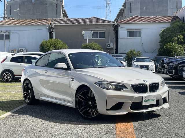 ＢＭＷ Ｍ２ 兵庫県 2016(平28)年 1.9万km アルピンホワイトⅢ 外部検査実施済み/・純正ナビ/・CD/DVD/BT/USB/AUX/・ステアリングリモコン/・バックカメラ/・クルーズコントロール/・本革シート/・前席シートヒーター/パワーシート/・ミラー一体型ETC/・コンフォートアクセス/・アイドリングストップ/・H29/30/R1/2/3/5/6年ディーラー記録/・インテリジェントセーフティ//衝突警告//歩行者警告//車線逸脱警告