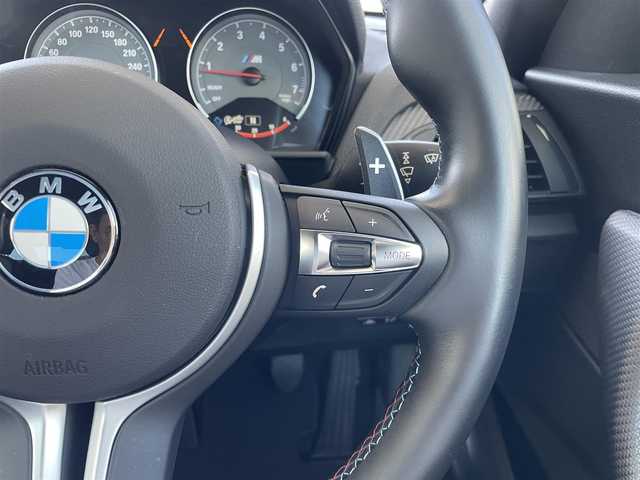 ＢＭＷ Ｍ２ 兵庫県 2016(平28)年 1.9万km アルピンホワイトⅢ 外部検査実施済み/・純正ナビ/・CD/DVD/BT/USB/AUX/・ステアリングリモコン/・バックカメラ/・クルーズコントロール/・本革シート/・前席シートヒーター/パワーシート/・ミラー一体型ETC/・コンフォートアクセス/・アイドリングストップ/・H29/30/R1/2/3/5/6年ディーラー記録/・インテリジェントセーフティ//衝突警告//歩行者警告//車線逸脱警告