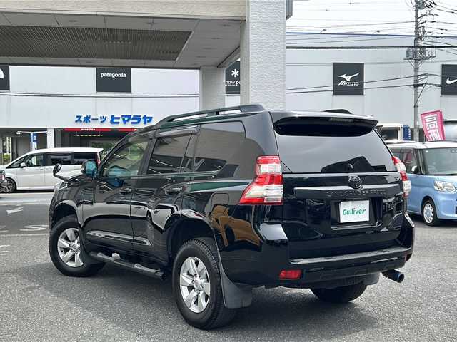 トヨタ ランドクルーザー プラド TX 埼玉県 2015(平27)年 8.9万km ブラック サンルーフ/ルーフレール/寒冷地仕様/4WD/ディーゼルターボ/純正ナビ/フルセグTV/バックモニター/前方ドライブレコーダー/LEDヘッドライト/純正17インチアルミホイール/TOYOTAグリル/サイドステップ/レザー調シートカバー/スマートキー/ETC/新車保証書/取扱説明書