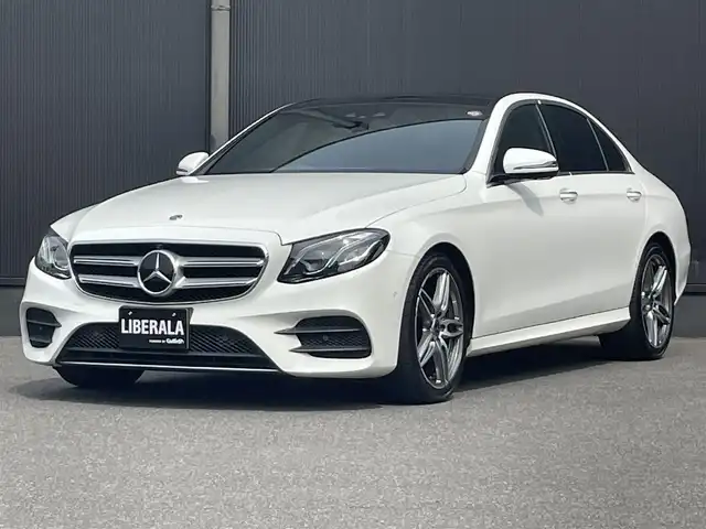 メルセデス・ベンツ Ｅ２２０ｄ アバンギャルド AMGライン 香川県 2018(平30)年 6.1万km ポーラホワイト 純正ナビ（BT、USB、アップルカープレイ）/360度カメラ/レーダーセーフティーパッケージ/黒レザーシート/全席　シートヒーター/前席　パワーシート/ブルメスター/パノラミックスライディングルーフ