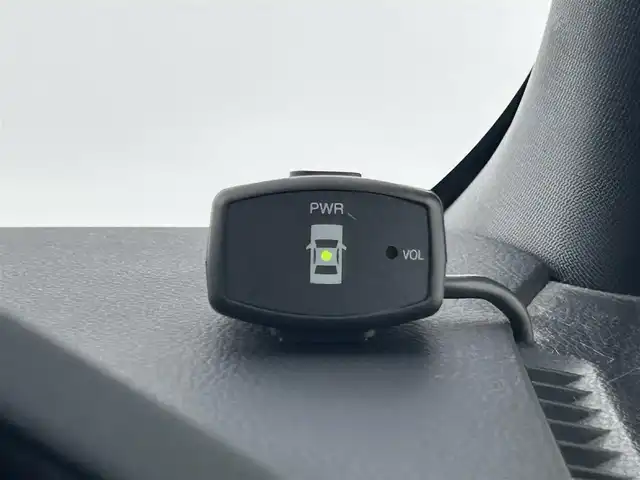 トヨタ エスクァイア ハイブリッド Gi 千葉県 2017(平29)年 5.3万km ホワイトパールクリスタルシャイン トヨタセーフティーセンス/・プリクラッシュセーフティ/・レーンディパーチャーアラート/・クルーズコントロール/・オートマチックハイビーム/両側パワースライドドア/純正SDナビ/・型式：NSCD-W66/・CD/Bluetooth/ワンセグTV/AM/FM/バックカメラ/コーナーセンサー/LEDオートヘッドライト/レザーシート/シートヒーター/ビルトインETC/デュアル式オートエアコン/純正15インチアルミホイール/ステアリングスイッチ/プッシュスタート/スマートキー/禁煙車