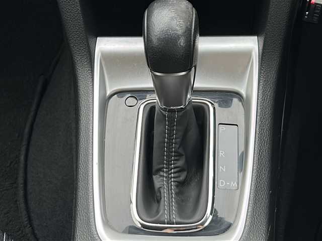 スバル レヴォーグ 1．6GT アイサイト 青森県 2016(平28)年 9.7万km アイスシルバーメタリック ・4WD/・社外SDナビ/・Bluetooth/・アイサイト/・レーンキープアシスト/・レーダークルーズコントロール/・横滑り防止機能/・パドルシフト/・電子式ブレーキホールド/・社外ドライブレコーダー/・スマートキー/・プッシュスタート/・オートライト/・純正LEDヘッドライト/・純正17AW/・純正フォグ/・ETC/・取説有