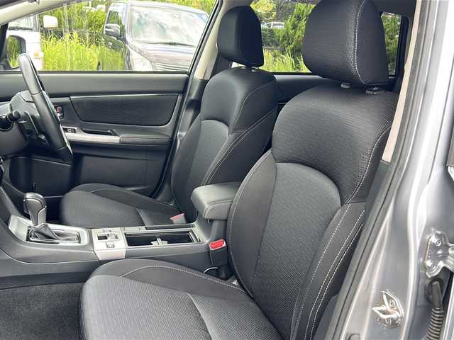 スバル レヴォーグ 1．6GT アイサイト 青森県 2016(平28)年 9.7万km アイスシルバーメタリック ・4WD/・社外SDナビ/・Bluetooth/・アイサイト/・レーンキープアシスト/・レーダークルーズコントロール/・横滑り防止機能/・パドルシフト/・電子式ブレーキホールド/・社外ドライブレコーダー/・スマートキー/・プッシュスタート/・オートライト/・純正LEDヘッドライト/・純正17AW/・純正フォグ/・ETC/・取説有