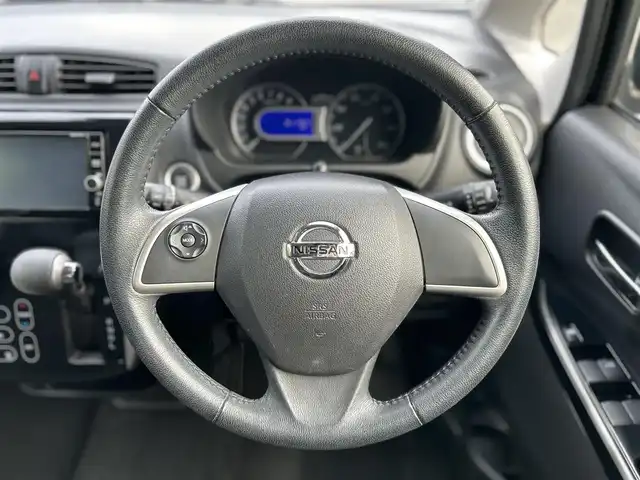 日産 デイズ ハイウェイスターX 東京都 2017(平29)年 1.2万km ブラック 純正SDナビ（MM31D-W）/・Bluetoothオーディオ/USBオーディオ/・フルセグTV/DVD/iPod/SDオーディオ/アラウンドビューモニター/オートライト/オートハイビーム/純正14インチアルミホイール/ETC/取扱説明書/保証書/スペアキー1本