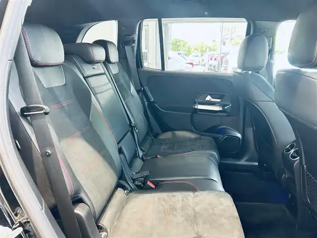 メルセデス・ベンツ ＧＬＢ２００ｄ AMGライン 大阪府 2021(令3)年 2.4万km コスモスブラック ワンオーナー/レーダーセーフティ/純正ナビ/TV/360度カメラ/純正19インチAW/LEDヘッドライト/アンビエントライト/電動リアゲート/ハーフ革/メモリ付きパワーシート/シートヒーター/ワイヤレス充電/ルーフレール