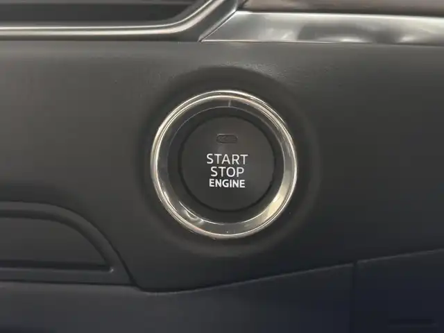 マツダ ＣＸ－５ XD エクスクルーシブモード 三重県 2021(令3)年 2.1万km ジェットブラックマイカ ディーゼルターボ/FF/MTモード付フロア6AT/純正 10.25インチナビ/（FM/AM/Bluetooth/USB/AppleCarPlay/AndroidAuto/TV）/360°ビュー・モニター/BOSEサウンドシステム/ドライブレコーダー 前後/ETC/i-ACTIVSENSE/●車間認知支援システム/●スマートブレーキサポート/●スマートシティブレーキサポート/●車線逸脱警報/●レーンキープアシストシステム/●レーダークルーズコントロール/●BSMシステム（RCTA機能付）/●交通標識認識システム/●ドライバーアテンションアラート/●パーキングセンサーシステム/装備/・ナッパレザーシート（ディープレッド）/・パワーシート（D10way/N6way）/・シートヒーター（D/N/2nd左右）/・ステアリングヒーター/・シートベンチレーション（D/N）/・パワーテールゲート/・アクティブドライビングディスプレイ（HUD）/・左右独立オートエアコン/・オートライト/・LEDヘッドランプ/・レインセンサーワイパー/・電子パーキングブレーキ＆オートホールド/・ステアリングスイッチ/・プッシュスタート/・純正19inAW/・スマートキーx1/・保/取/ナビ取/など