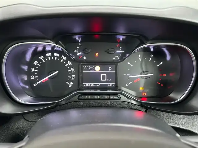 シトロエン シトロエン ベルランゴ シャイン ブルーHDi XTRパック 石川県 2023(令5)年 4.7万km ベージュ パノラマルーフ/衝突軽減ブレーキ/アダプティブクルーズコントロール/ブラインドスポットモニター/純正ディスプレイオーディオ/AppleCarPlay/バックカメラ/サイドカメラ/クリアランスソナー/ETC/ドライブレコーダー