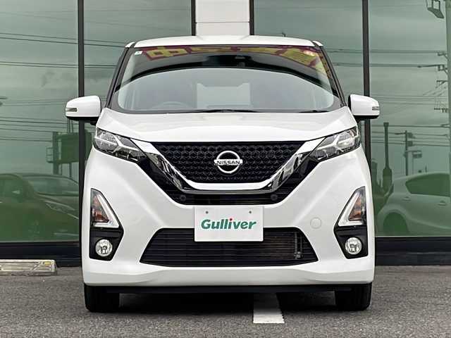 日産 デイズ ハイウェイスターX 福岡県 2020(令2)年 6.1万km ホワイトパール 純正メモリナビ/MM113D-W/BT接続/CD/AM/FM/フルセグTV/アラウンドビューモニター/車線逸脱防止支援システム/ETC/LEDヘッドライト/アイドリングストップ/純正フロアマット/純正ドアバイザー/純正14インチアルミホイール