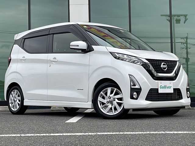 日産 デイズ ハイウェイスターX 福岡県 2020(令2)年 6.1万km ホワイトパール 純正メモリナビ/MM113D-W/BT接続/CD/AM/FM/フルセグTV/アラウンドビューモニター/車線逸脱防止支援システム/ETC/LEDヘッドライト/アイドリングストップ/純正フロアマット/純正ドアバイザー/純正14インチアルミホイール