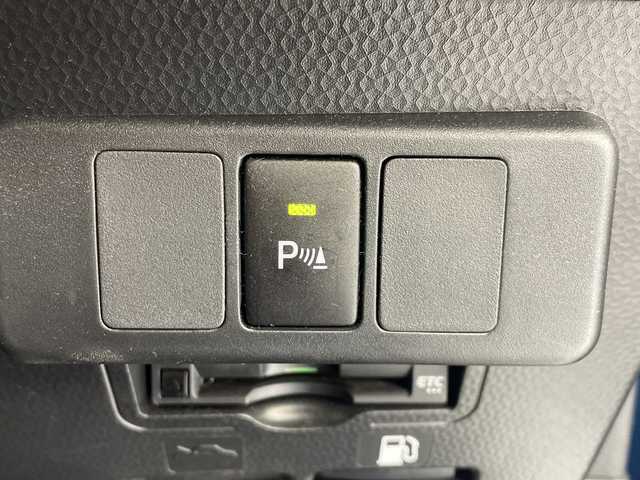 トヨタ ルーミー G 奈良県 2021(令3)年 1.9万km ブラックマイカメタリック 純正ナビ/・地デジ/・Bluetooth/・CD/アラウンドビューモニタ/ビルドインETC/前後ドライブレコーダー/プリクラッシュセーフティー/レーンキープアシスト/オートマチックハイビーム/クリアランスソナー/LEDヘッドライト/フォグランプ/LELVEアルミホイール/スペアキー