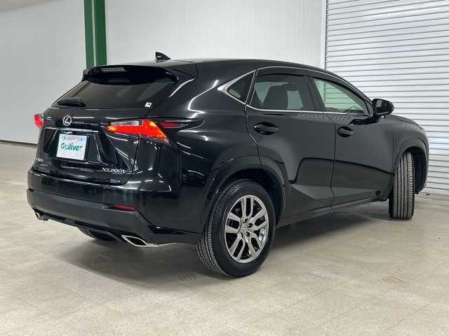 レクサス ＮＸ 200t Iパッケージ 熊本県 2015(平27)年 7.5万km グラファイトブラックガラスフレーク サンルーフ　衝突軽減システム　純正ナビ　バックカメラ　フルセグＴＶ　CD　DVD　Bluetooth　茶革シート　パワーシート　シートヒーター　シートメモリ　ハンドルヒーター　オートホールド　ETC2.0　レーダークルコン　３眼ＬＥＤ　パドルシフト　前後コーナーセンサー　純正フロアマット　純正アルミホイール　取扱説明書　スペアキー