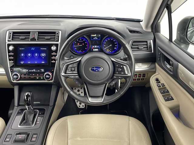 スバル アウトバック リミテッド 愛知県 2017(平29)年 5.4万km クリスタルブラックシリカ DIATONEサウンドビルトイン8インチナビ/【Bluetooth/フルセグTV/CD/DVD/Apple Carplay/USB】/衝突被害軽減ブレーキ/コーナーセンサー/レーダークルーズコントロール/レーンアシスト/横滑り防止装置/誤発進抑制防止機能/ブラインドスポットモニター/横滑り防止装置/パドルシフト/レザーシート/メモリーシート/前席パワーシート/全席シートヒーター/ステアリングヒーター/パワーバックドア/サイド/バックカメラ/ETC/ドライブレコーダー/プッシュスタート/スペアキー/LEDオートライト/純正18インチアルミホイール/電動格納ミラー