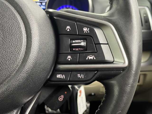 スバル アウトバック リミテッド 愛知県 2017(平29)年 5.4万km クリスタルブラックシリカ DIATONEサウンドビルトイン8インチナビ/【Bluetooth/フルセグTV/CD/DVD/Apple Carplay/USB】/衝突被害軽減ブレーキ/コーナーセンサー/レーダークルーズコントロール/レーンアシスト/横滑り防止装置/誤発進抑制防止機能/ブラインドスポットモニター/横滑り防止装置/パドルシフト/レザーシート/メモリーシート/前席パワーシート/全席シートヒーター/ステアリングヒーター/パワーバックドア/サイド/バックカメラ/ETC/ドライブレコーダー/プッシュスタート/スペアキー/LEDオートライト/純正18インチアルミホイール/電動格納ミラー