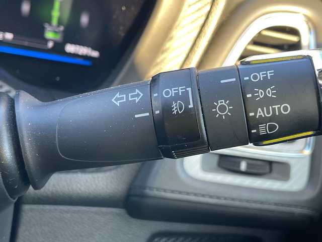 ホンダ ヴェゼル ハイブリッド X 石川県 2014(平26)年 8.8万km シルバー ４ＷＤ　社外メモリーナビ　フルセグＴＶ　社外マフラー　安心パッケージ　クルーズコントロール　スマートキー　プッシュスタート　シートカバー　コンフォートビュー　シートヒーター　オートライト