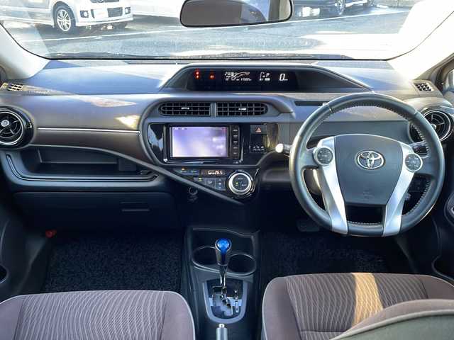 トヨタ アクア G 新潟県 2016(平28)年 11.6万km ディープアメジストマイカメタリック 純正SDナビ/フルセグＴＶ・Bluetooth接続・CD再生/バックカメラ/レーンキープ/クルーズコントロール/オートライト/ドアバイザー/衝突軽減ブレーキ/電動格納ミラー/社外アルミホイール