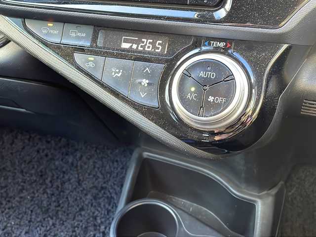 トヨタ アクア G 新潟県 2016(平28)年 11.6万km ディープアメジストマイカメタリック 純正SDナビ/フルセグＴＶ・Bluetooth接続・CD再生/バックカメラ/レーンキープ/クルーズコントロール/オートライト/ドアバイザー/衝突軽減ブレーキ/電動格納ミラー/社外アルミホイール