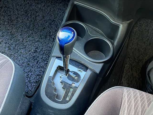 トヨタ アクア G 新潟県 2016(平28)年 11.6万km ディープアメジストマイカメタリック 純正SDナビ/フルセグＴＶ・Bluetooth接続・CD再生/バックカメラ/レーンキープ/クルーズコントロール/オートライト/ドアバイザー/衝突軽減ブレーキ/電動格納ミラー/社外アルミホイール