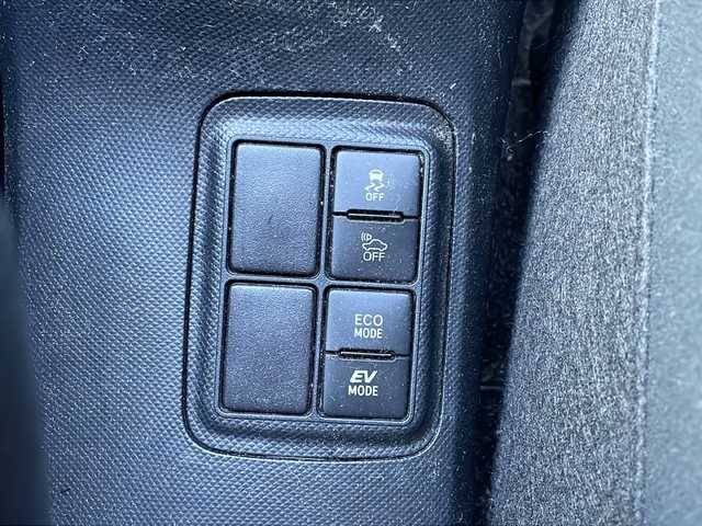 トヨタ アクア G 新潟県 2016(平28)年 11.6万km ディープアメジストマイカメタリック 純正SDナビ/フルセグＴＶ・Bluetooth接続・CD再生/バックカメラ/レーンキープ/クルーズコントロール/オートライト/ドアバイザー/衝突軽減ブレーキ/電動格納ミラー/社外アルミホイール