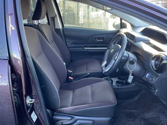 トヨタ アクア G 新潟県 2016(平28)年 11.6万km ディープアメジストマイカメタリック 純正SDナビ/フルセグＴＶ・Bluetooth接続・CD再生/バックカメラ/レーンキープ/クルーズコントロール/オートライト/ドアバイザー/衝突軽減ブレーキ/電動格納ミラー/社外アルミホイール