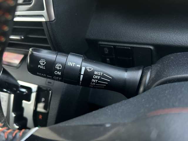 トヨタ シエンタ G クエロ 滋賀県 2018(平30)年 9万km ブラックマイカ ワンオーナー/社外ナビ　【ECLIPSE】/　【AM・FM/DISC/SD/USB/Bluetooth/TV】/バックカメラ/両側パワースライドドア/ハーフレザーシート/レーンキープアシスト/衝突軽減防止システム/横滑り防止システム/アイドリングストップ/Autoライト/Autoハイビーム/プッシュスタート/電格ミラー/ウィンカーミラー/ドライブレコーダー/ETC/スタッドレスタイヤ有