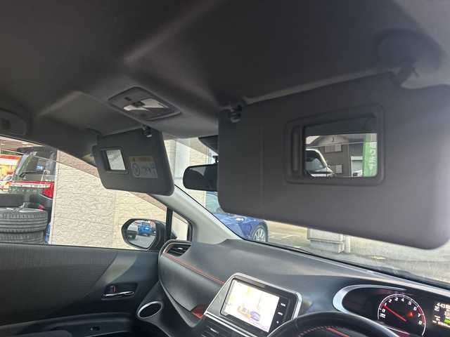 トヨタ シエンタ G クエロ 滋賀県 2018(平30)年 9万km ブラックマイカ ワンオーナー/社外ナビ　【ECLIPSE】/　【AM・FM/DISC/SD/USB/Bluetooth/TV】/バックカメラ/両側パワースライドドア/ハーフレザーシート/レーンキープアシスト/衝突軽減防止システム/横滑り防止システム/アイドリングストップ/Autoライト/Autoハイビーム/プッシュスタート/電格ミラー/ウィンカーミラー/ドライブレコーダー/ETC/スタッドレスタイヤ有