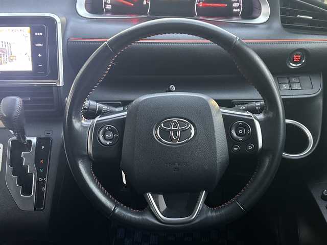 トヨタ シエンタ G クエロ 滋賀県 2018(平30)年 9万km ブラックマイカ ワンオーナー/社外ナビ　【ECLIPSE】/　【AM・FM/DISC/SD/USB/Bluetooth/TV】/バックカメラ/両側パワースライドドア/ハーフレザーシート/レーンキープアシスト/衝突軽減防止システム/横滑り防止システム/アイドリングストップ/Autoライト/Autoハイビーム/プッシュスタート/電格ミラー/ウィンカーミラー/ドライブレコーダー/ETC/スタッドレスタイヤ有