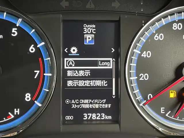 車両画像10