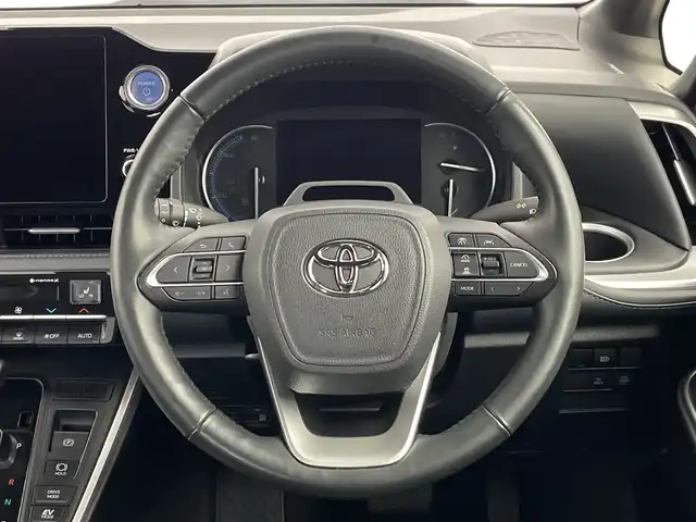 トヨタ ヴォクシー ハイブリッド S－Z 新潟県 2022(令4)年 4.4万km ホワイトパールクリスタルシャイン 純正ディスプレイオーディオナビ/【フルセグTV/AM/FM/Bluetooth//　USB/CD/DVD/Miracast】/バックカメラ/Toyota Safety Sense/・プリクラッシュセーフティ/・レーントレーシングアシスト/・レーンディパーチャーアラート/・レーダークルーズコントロール/・アダプティブハイビームシステム/・ブラインドスポットモニター/・ロードサインアシストト/・プロアクティブドライビングアシスト/・フロント・リヤクロストラフィックアラート/・レーンチェンジアシスト/・パーキングサポートブレーキ/・安心降車アシスト/・コーナーセンサー/快適利便パッケージHigh/両側パワースライドドア/パワーバックドア/ETC2.0/運転席・助手席・2列目シートヒーター/アクセサリーコンセント（100V1500W）/電動パーキングブレーキ/オートホールド/横滑り防止装置