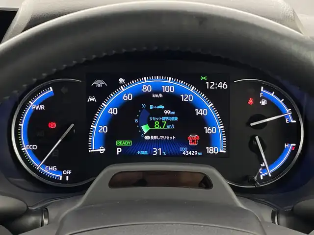 トヨタ ヴォクシー ハイブリッド S－Z 新潟県 2022(令4)年 4.4万km ホワイトパールクリスタルシャイン 純正ディスプレイオーディオナビ/【フルセグTV/AM/FM/Bluetooth//　USB/CD/DVD/Miracast】/バックカメラ/Toyota Safety Sense/・プリクラッシュセーフティ/・レーントレーシングアシスト/・レーンディパーチャーアラート/・レーダークルーズコントロール/・アダプティブハイビームシステム/・ブラインドスポットモニター/・ロードサインアシストト/・プロアクティブドライビングアシスト/・フロント・リヤクロストラフィックアラート/・レーンチェンジアシスト/・パーキングサポートブレーキ/・安心降車アシスト/・コーナーセンサー/快適利便パッケージHigh/両側パワースライドドア/パワーバックドア/ETC2.0/運転席・助手席・2列目シートヒーター/アクセサリーコンセント（100V1500W）/電動パーキングブレーキ/オートホールド/横滑り防止装置
