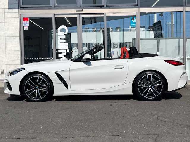 ＢＭＷ ＢＭＷ Ｚ４ sDrive20i Mスポーツ 青森県 2021(令3)年 0.2万km アルピンホワイトⅢ ワンオーナー/純正HDDナビ（フルセグ/BlueTooth）/マグマレッドレザーシート/全方位カメラ/バックカメラ/19インチアルミホイール/ディーラー記録簿R4/R5/R6/LEDヘッドライト/ハイビームアシスト/ヘッドアップディスプレイ/バックカメラ/D/Nシートヒーター/パワーシート/ステアリングアシスト