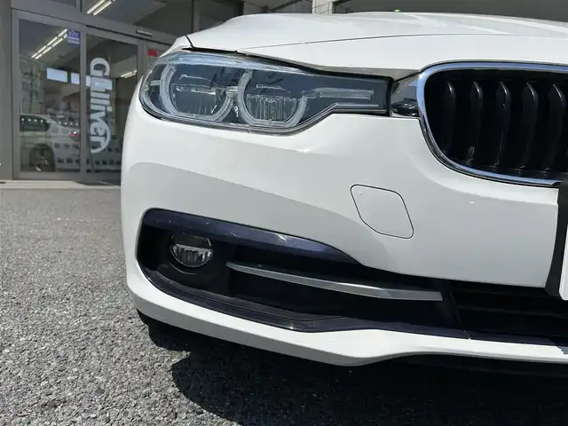 ＢＭＷ ３２０ｉ スポーツ 埼玉県 2017(平29)年 1.7万km アルピンホワイトⅢ メーカーHDDナビ/バックカメラ/パワーシート/スマートキー/ETC/プッシュスタート/LEDヘッドライト/保証書/取扱説明書/記録簿/スペアキー/純正AW付きノーマルタイヤ積込
