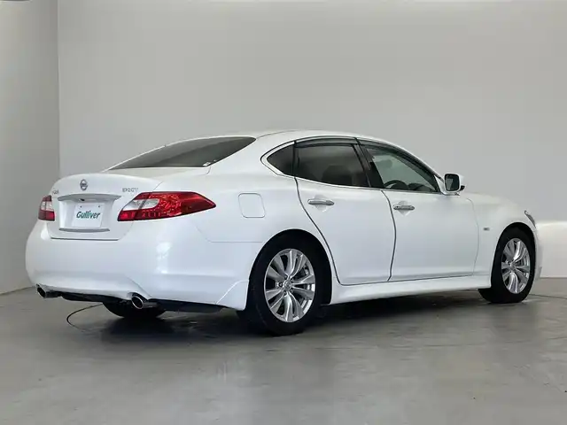 日産 フーガ 370GT 埼玉県 2010(平22)年 2.3万km クリスタルホワイトパール サンルーフ　メーカーナビ　地デジ　ドライブレコーダー　　クルーズコントロール　スマートキー　　ＣＤ／ＤＶＤ　ハーフレザーシート　　メモリーシート　　フロント・サイド・バックカメラ　ＥＴＣ　オートライト