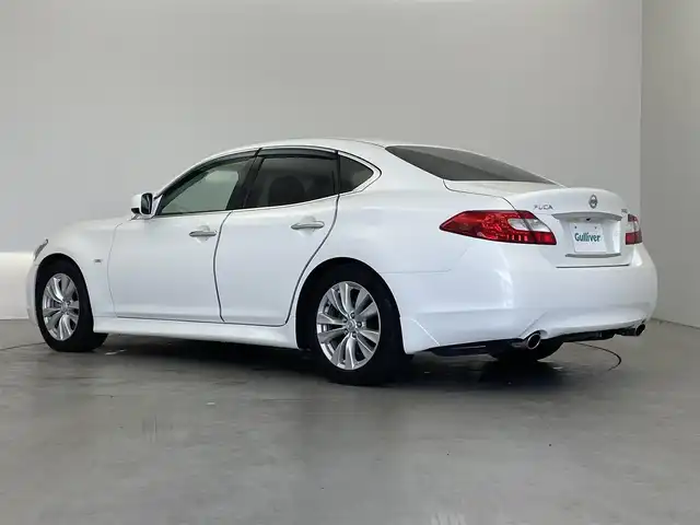 日産 フーガ 370GT 埼玉県 2010(平22)年 2.3万km クリスタルホワイトパール サンルーフ　メーカーナビ　地デジ　ドライブレコーダー　　クルーズコントロール　スマートキー　　ＣＤ／ＤＶＤ　ハーフレザーシート　　メモリーシート　　フロント・サイド・バックカメラ　ＥＴＣ　オートライト