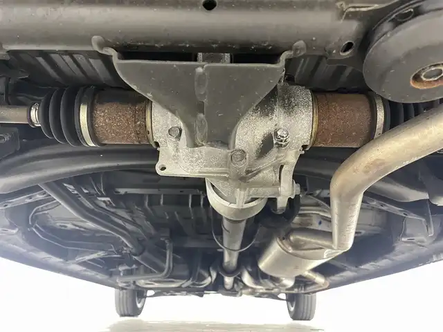 ホンダ Ｎ ＯＮＥ プレミアム 福島県 2022(令4)年 3.6万km プラチナホワイトパール ホンダセンシング/　・CMBS警報/　・ACC先行車検知音/　・先行車発進お知らせ機能/　・レーンキープアシスト/　・標識認識機能/コーナーセンサー/純正7インチナビ/　（CD/USB/BT/iPod/AM/FM）/バックカメラ/ドライブレコーダー/ETC2.0/革巻きステアリング/ハーフレザーシート/電子パーキング/レーダークルーズコントロール/シートヒーター/プッシュスタート/　・スマートキー/LEDオートライト/ウィンカーミラー/アイドリングストップ/純正アルミホイール/純正フロアマット/ドアバイザー/ヘッドライトレベライザー/チップアップシート/サイドエアバッグ/電動格納ミラー/４WD/積み込みタイヤ（スタッドレス）