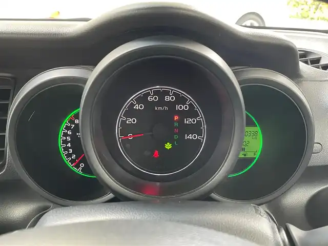 ホンダ Ｎ ＢＯＸ G SSパッケージ 東京都 2014(平26)年 4.1万km カトラリーシルバーM ワンオーナー/ディスプレイオーディオ/両側パワースライドドア/デジタルインナーミラー/プッシュスタート/ハロゲンヘッドランプ/電動格納ドアミラー/オートエアコン/ETC/リモコンエンジンスターター/シートリフター/左右独立アームレスト(後席中央)/スペアキー/ステアリングスイッチ/保証書＆取扱説明書