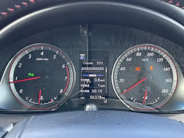 トヨタ ハリアー プレミアム 香川県 2017(平29)年 5.7万km ホワイトパールクリスタルシャイン 登録時走行距離：56378km/ディーラー純正9型ナビ/　CD DVD BT フルセグTV/バックカメラ/純正ドライブレコーダー/ビルトインETC/プリクラッシュセーフティシステム/レーンキープアシスト/レーダークルーズコントロール/クリアランスソナー/オートハイビーム/LEDヘッドライト/オートライト/フォグランプ/パワーバックドア/MTモード付AT/アイドリングストップ/横滑り防止装置/ハーフレザーシート/革巻きステアリング/ステアリングスイッチ/プッシュスタート/スマートキー