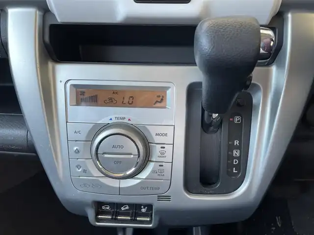 スズキ ハスラー X 青森県 2015(平27)年 5.6万km フェニックスレッドパール/ブルーイッシュブラックパール 4WD/社外メモリナビ/社外フルセグTV/AM/FM/CD/DVD/BT/USB/フォグランプ/純正フロアマット/ベンチシート/シートヒーター/ETC/オートライト/アイドリングストップ/横滑り簿防止機能/衝突軽減システム/セキュリティアラーム/ダウンヒルアシスト/ドアバイザー/電格ミラー/冬タイヤ積み込み有/保証書/取扱説明書