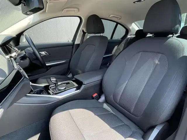 ＢＭＷ ３２０ｄ xDrive 長野県 2020(令2)年 5.9万km アルピンホワイトⅢ ワンオーナー/4WD/アクティブクルーズコントロール/レーンチェンジワーニング/DNパワーシート/DNシートヒーター/純正HDDナビ/360°カメラ/ミラーリング機能搭載/インテリジェントセーフティ/LEDヘッドライト/ミラー内臓ETC/PDC/リヤ5面フィルム施工/保証書・スペアキー