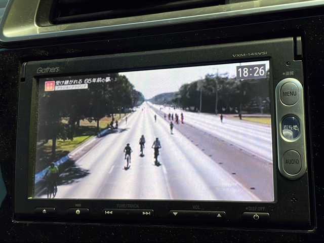 ホンダ フィット 13G Fパッケージ 岐阜県 2014(平26)年 14.3万km アラバスターシルバーメタリック 純正ナビ/バックカメラ/ドラレコ/プッシュスタート/スマートキー