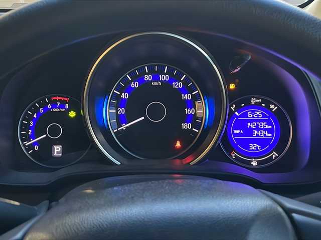 ホンダ フィット 13G Fパッケージ 岐阜県 2014(平26)年 14.3万km アラバスターシルバーメタリック 純正ナビ/バックカメラ/ドラレコ/プッシュスタート/スマートキー
