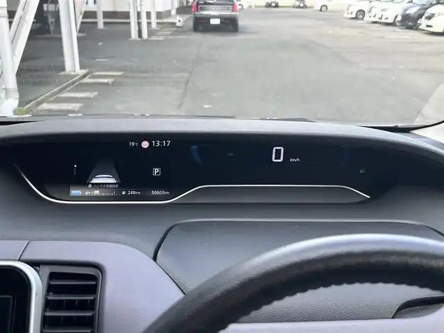 日産 セレナ e－パワー ハイウェイスター V 静岡県 2020(令2)年 5.1万km ダークメタルグレー ワンオーナー/プロパイロット/ハンズフリー両側パワースライドドア/純正アルパイン11インチナビ/(フルセグTV/CD/DVD/SD/Bluetooth)/アラウンドビューモニター/インテリジェントルームミラー/・純正オプショントリコットコンビシート/・全方位運転支援システム/・インテリジェントエマージェンシーブレーキ/・踏み間違い衝突防止アシスト/・車線逸脱防止支援システム/・車線逸脱警報/・前方衝突予測警報/・後側方車両検知警報/・後退時車両検知警報/ブラインドスポットモニター/純正１５インチアルミホイール/LEDヘッドライト/プッシュスタート/スマートキー×２/ETC/新車時保証書/取扱説明書